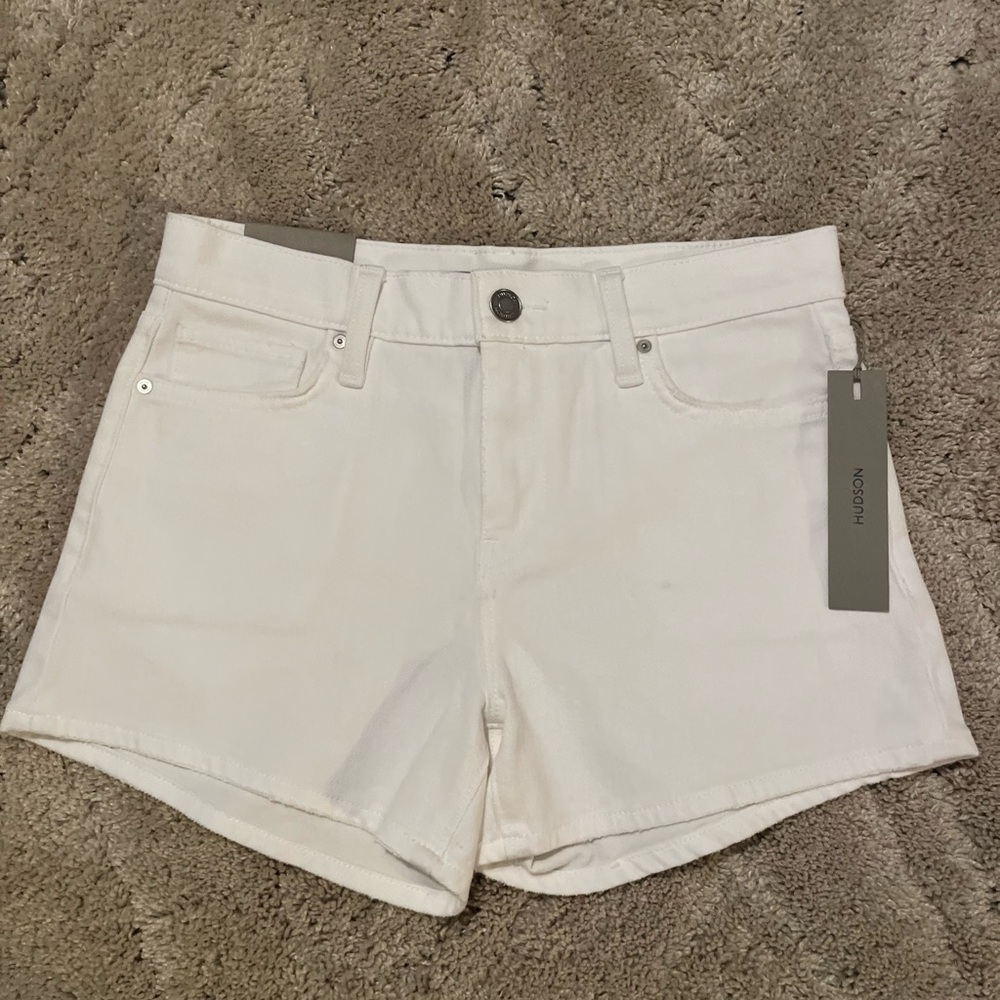Gemma Mid-Rise Shorts